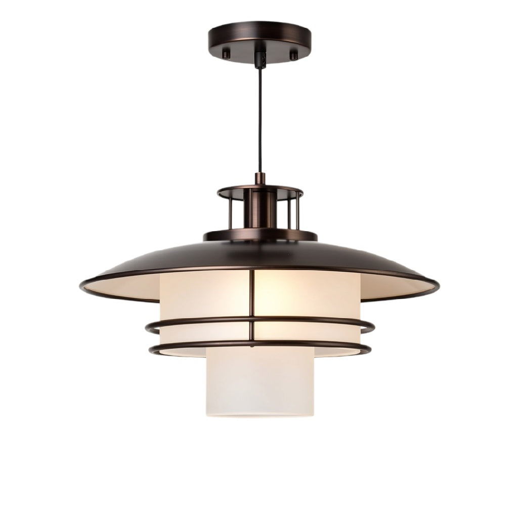 Lampa wisząca w stylu industrialnym z metalowymi detalami